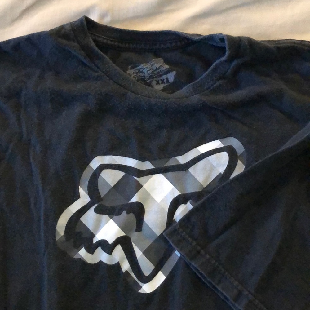 Fox tee